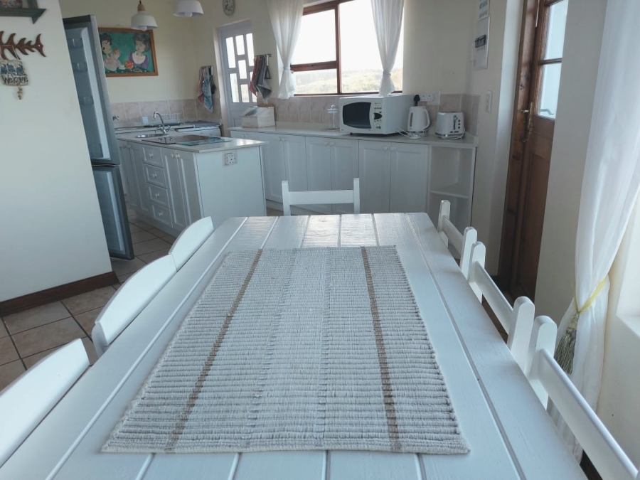 6 Bedroom Property for Sale in Cola Beach Western Cape